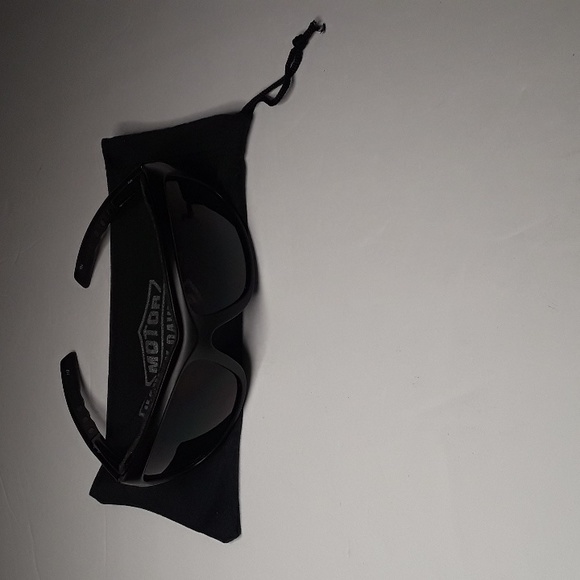 c EARLY HARLEY DAVIDSON WILEY X Z87-2+ GRAVITY SUNGLASSES W/ HD LOGO BAG 1… - Picture 1 of 12